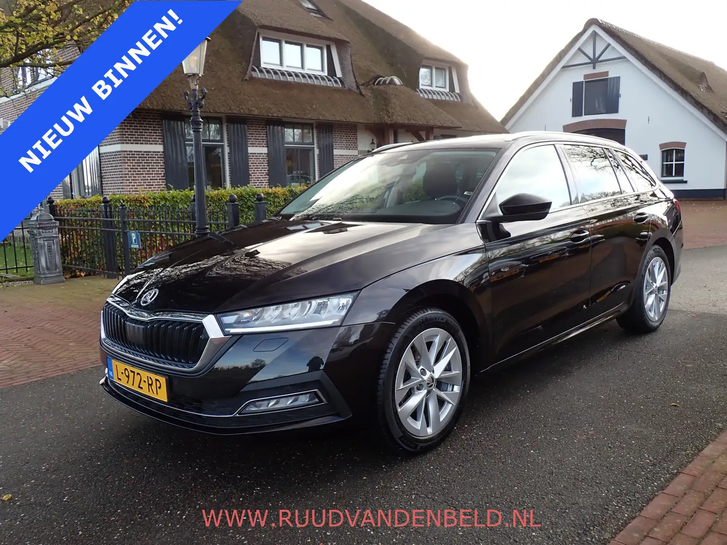 Skoda Octavia Combi 1.0 TSI Business Edition Plus Cruise Control Schwarz - 1