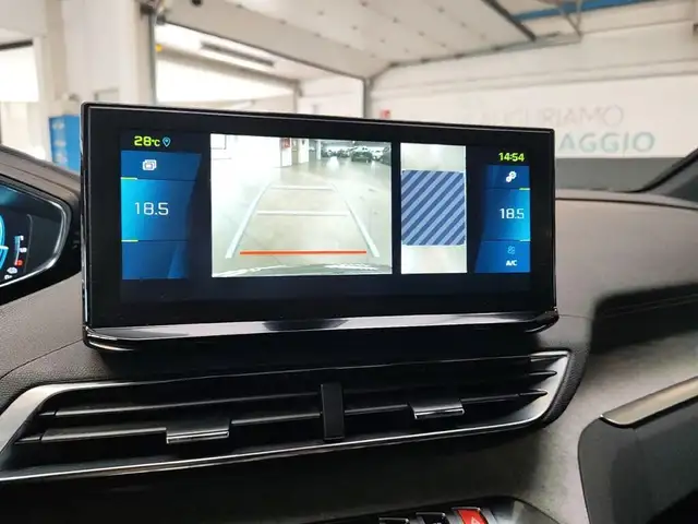 Peugeot 3008 view 22