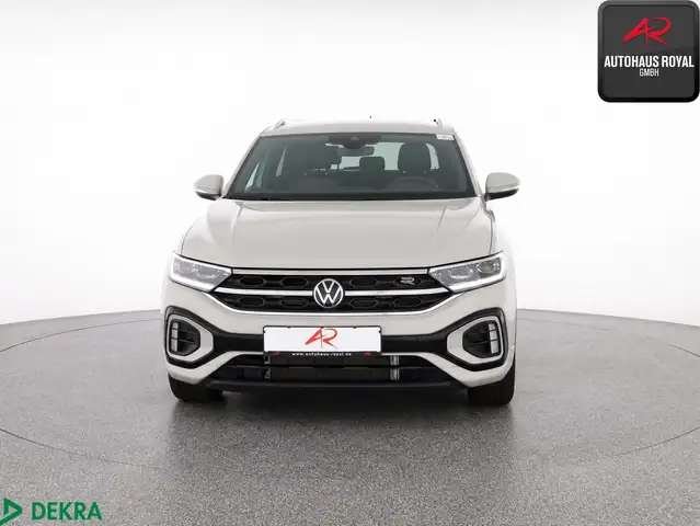 Volkswagen T-Roc view 8