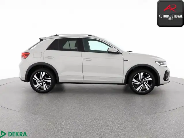 Volkswagen T-Roc view 6