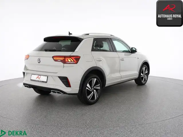 Volkswagen T-Roc view 5