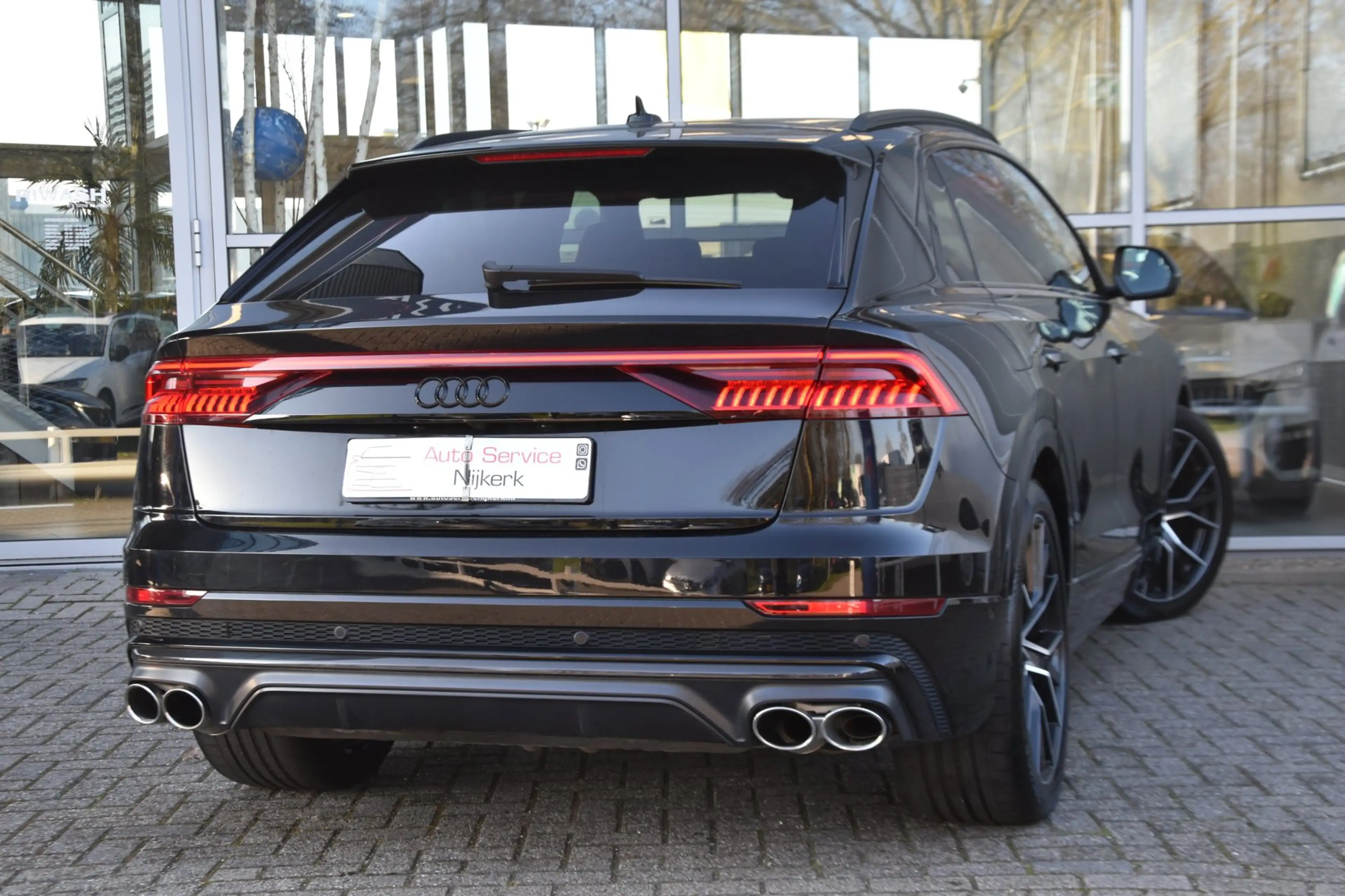 Audi SQ8 4.0 TFSI Q8 Quattro Audi Exclusive. Carbon Btw 1st — photo 3