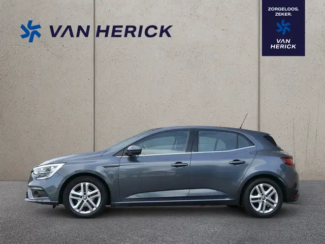 Renault Megane view 2