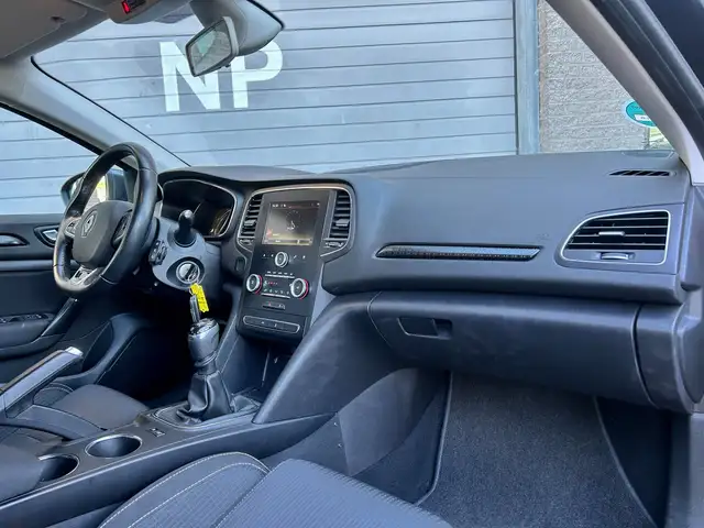Renault Megane view 11