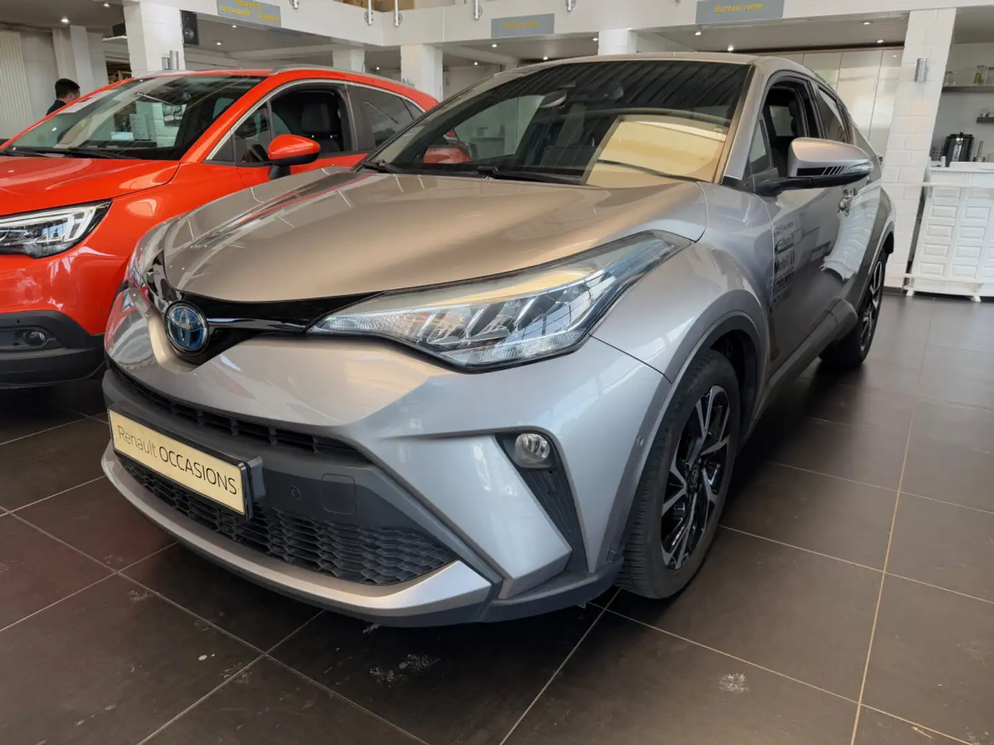 Toyota C-HR CHR HYBRIDE Gris - 1
