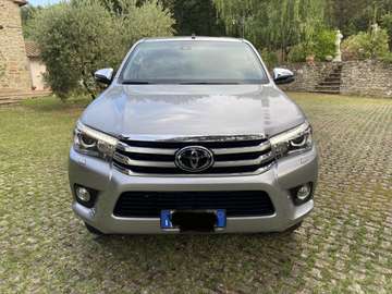 2.4 d-4d double cab Executive 4wd