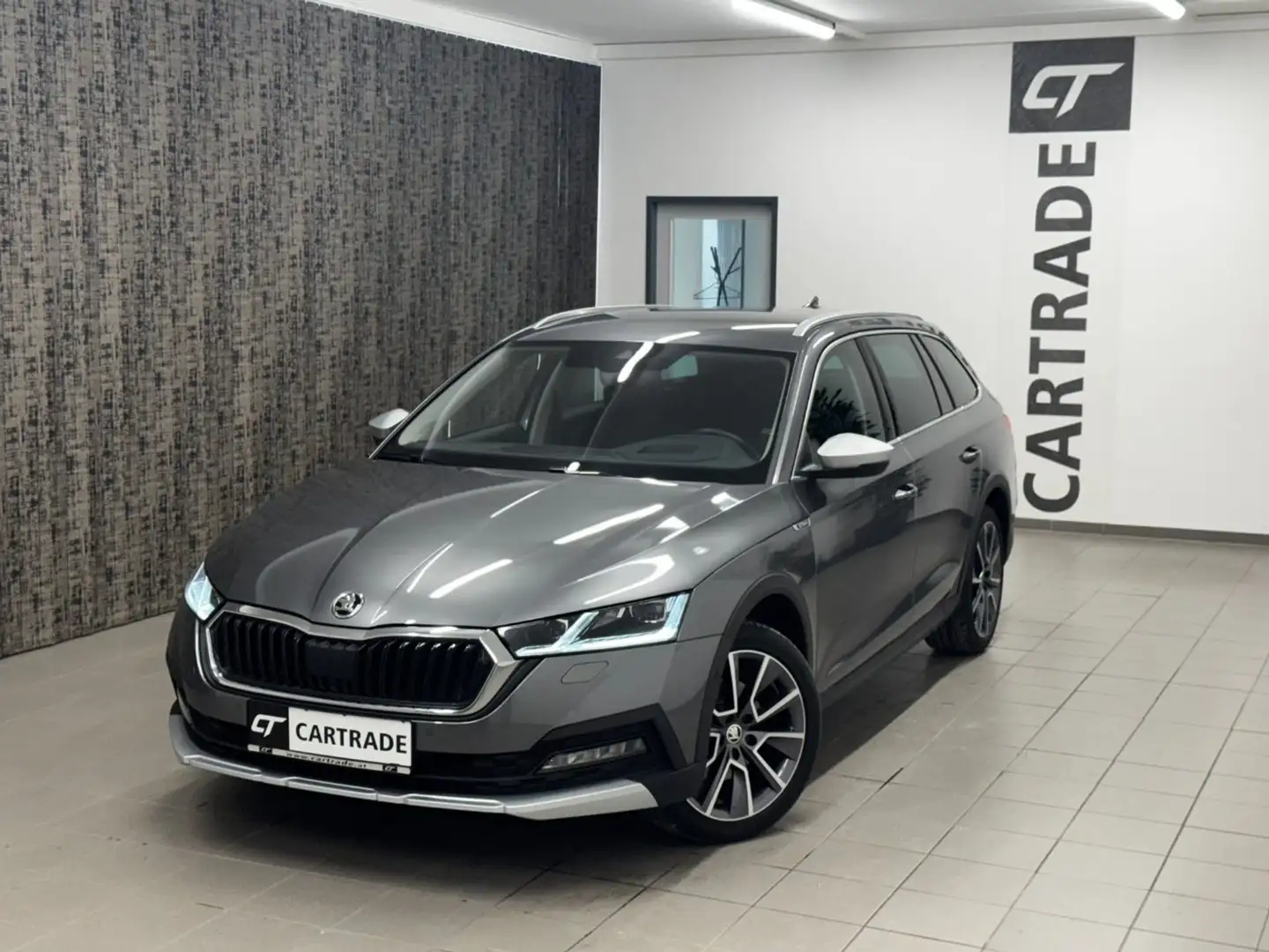 Skoda Octavia Combi 2,0 TDI 4x4 Scout DSG /LED/ VIRTUAL/ ACC/ N Grau - 2