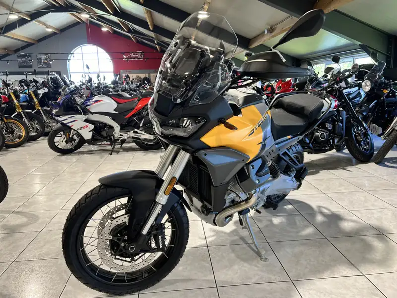 Moto Guzzi Stelvio - foto 2