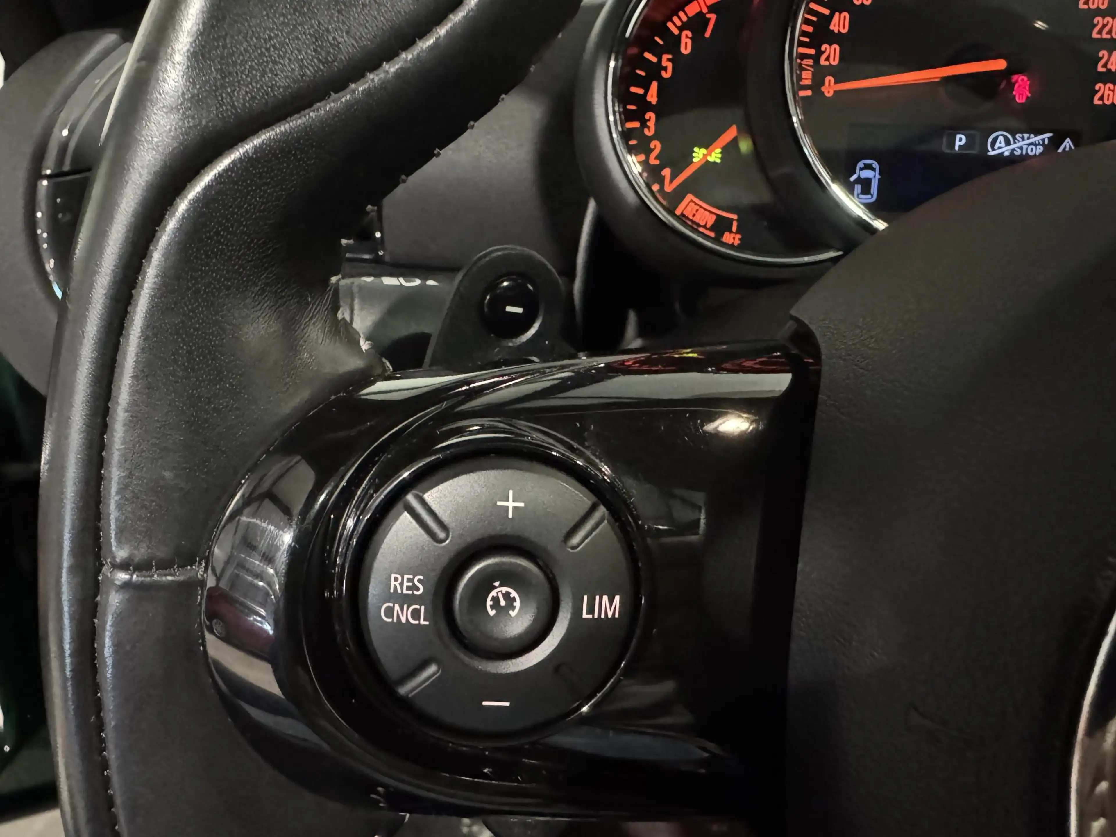 MINI Cooper S Clubman 2.0 | panorama | leder | navi | jcw velgen | — photo 14