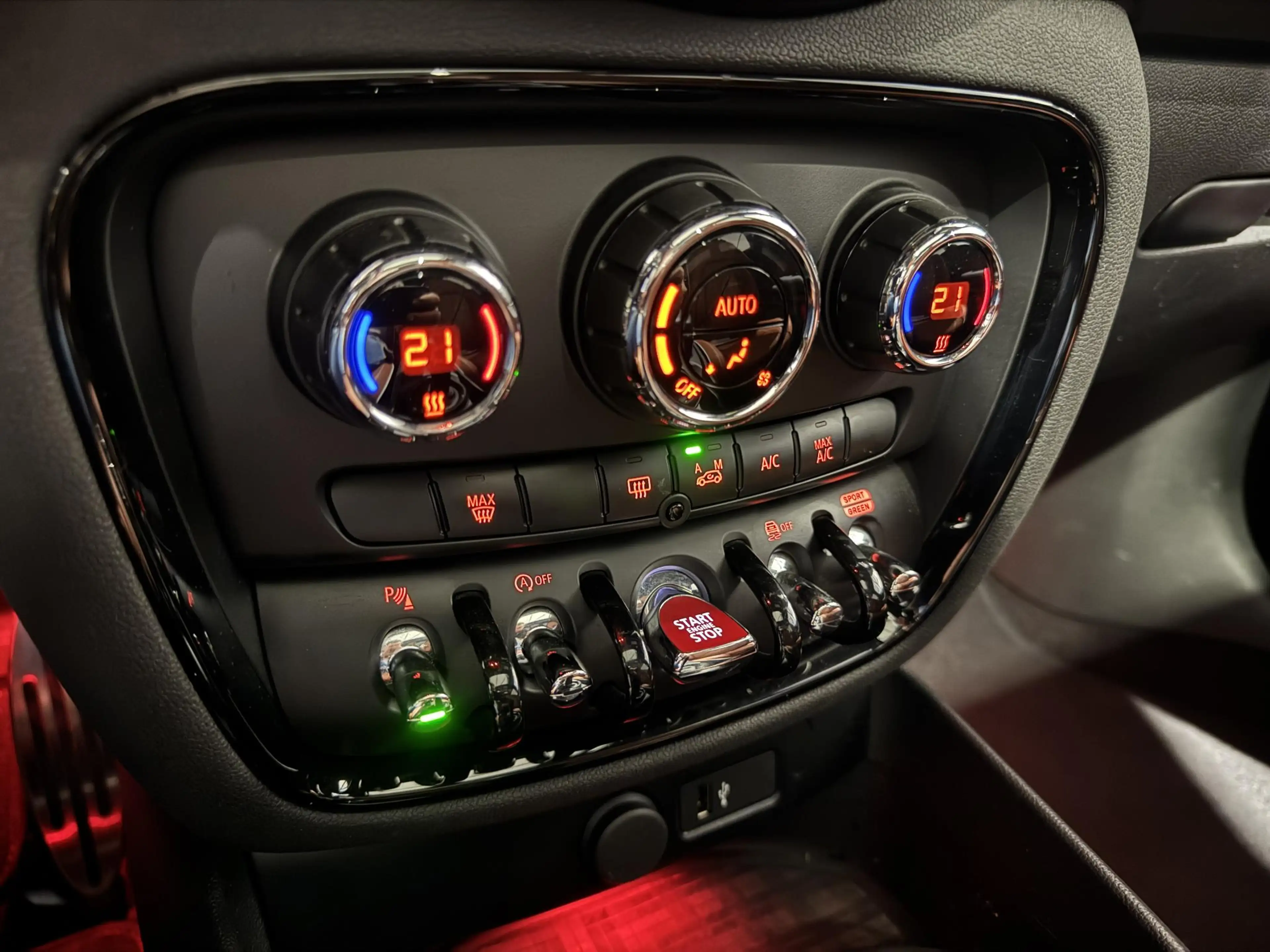 MINI Cooper S Clubman 2.0 | panorama | leder | navi | jcw velgen | — photo 13