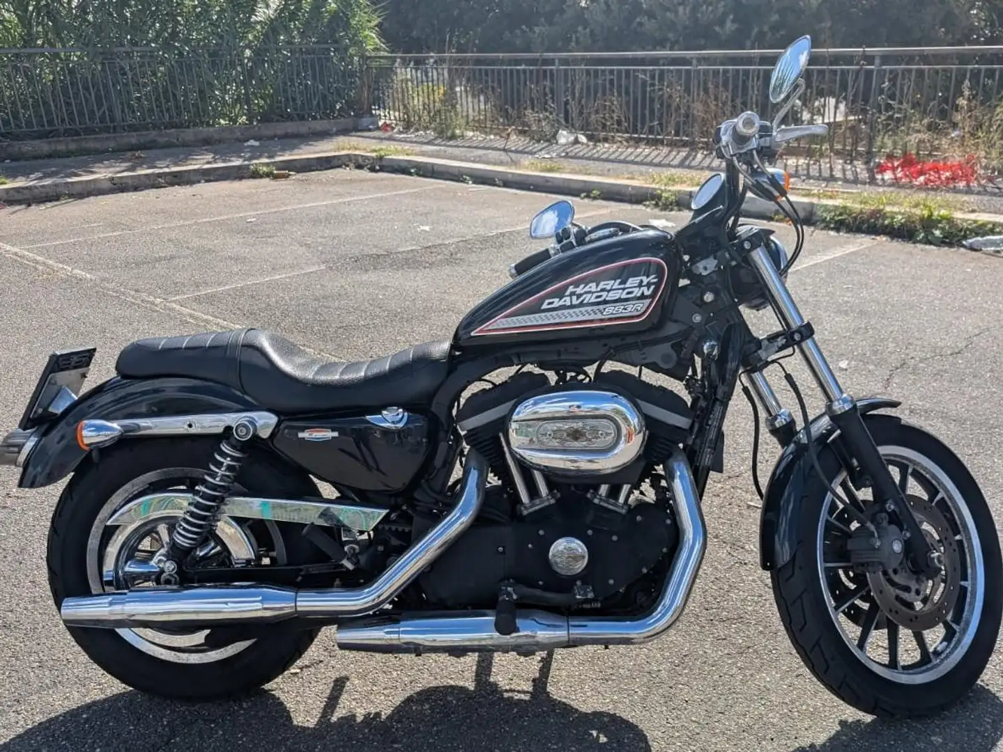 Harley-Davidson Iron 883 Černá - 2