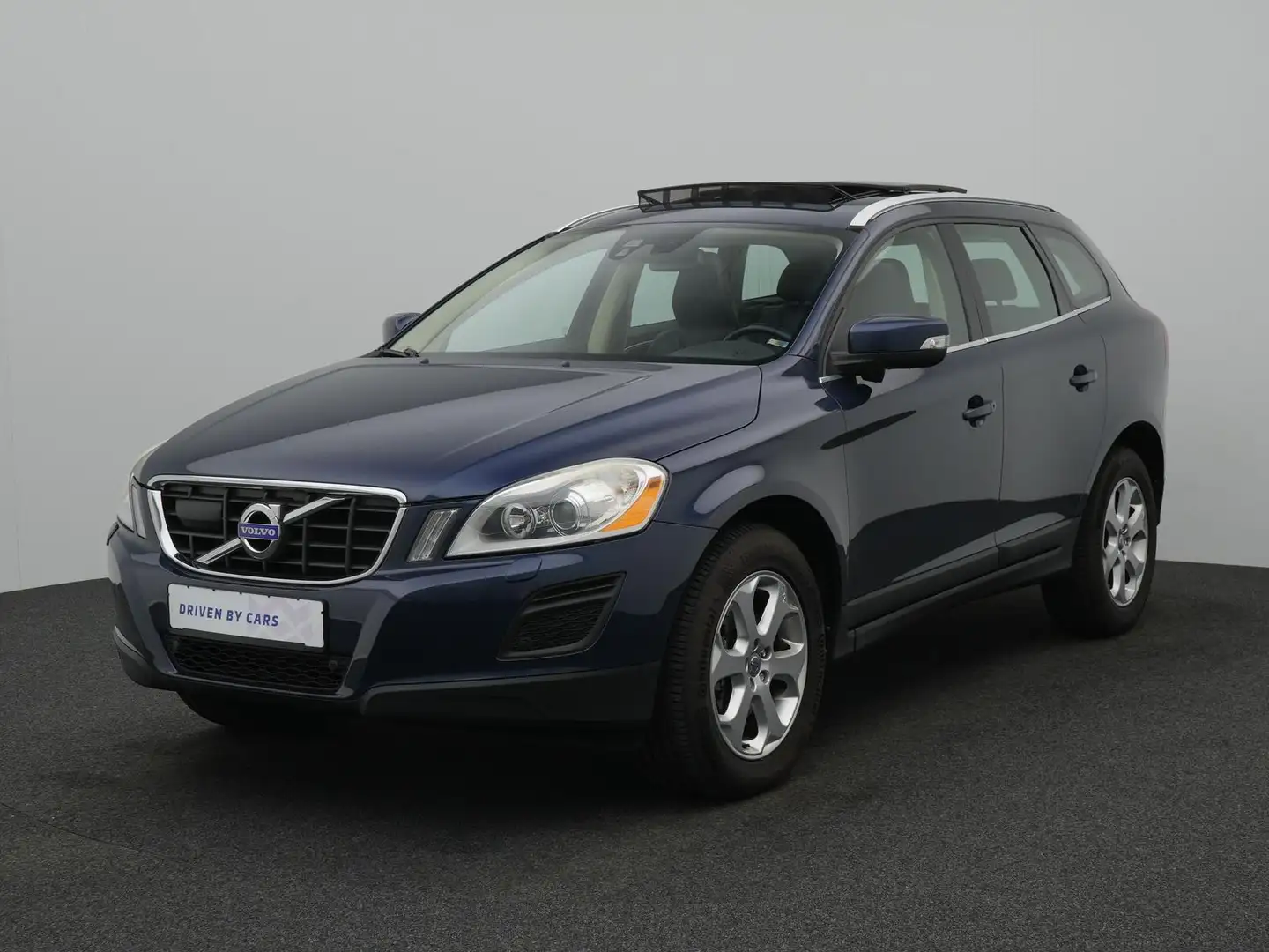 Volvo XC60 Summum AWD D5,ACC,BIXENON,DACH,BLIS,AHK,MEM Blau - 2