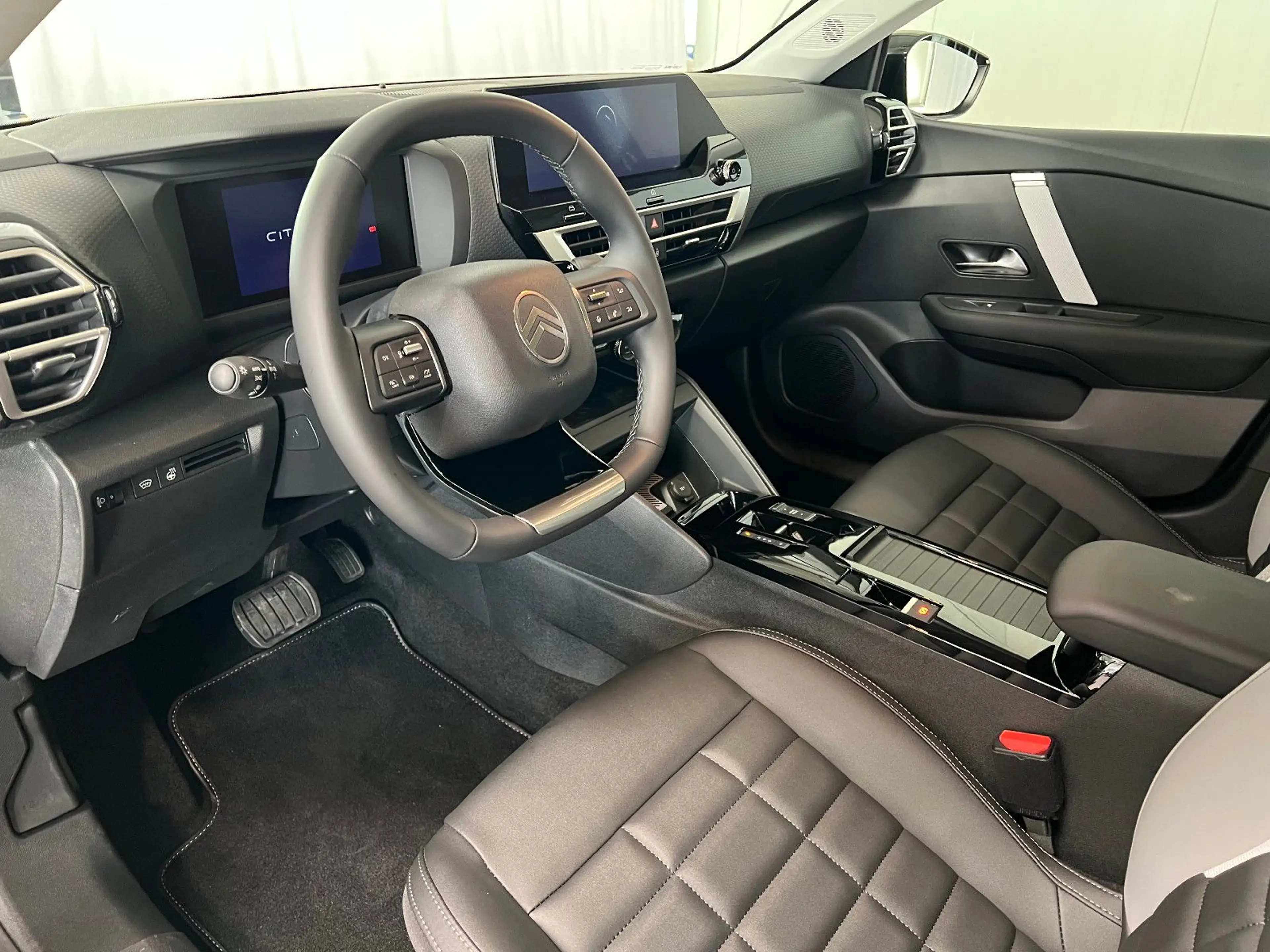 Citroen C4 130 Max 360° Kamera+ACC+SHZ+Glasschiebedach — photo 11
