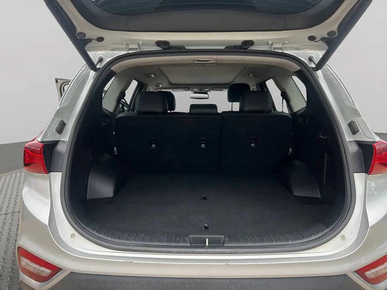 Hyundai SANTA FE снимка Hyundai SANTA FE