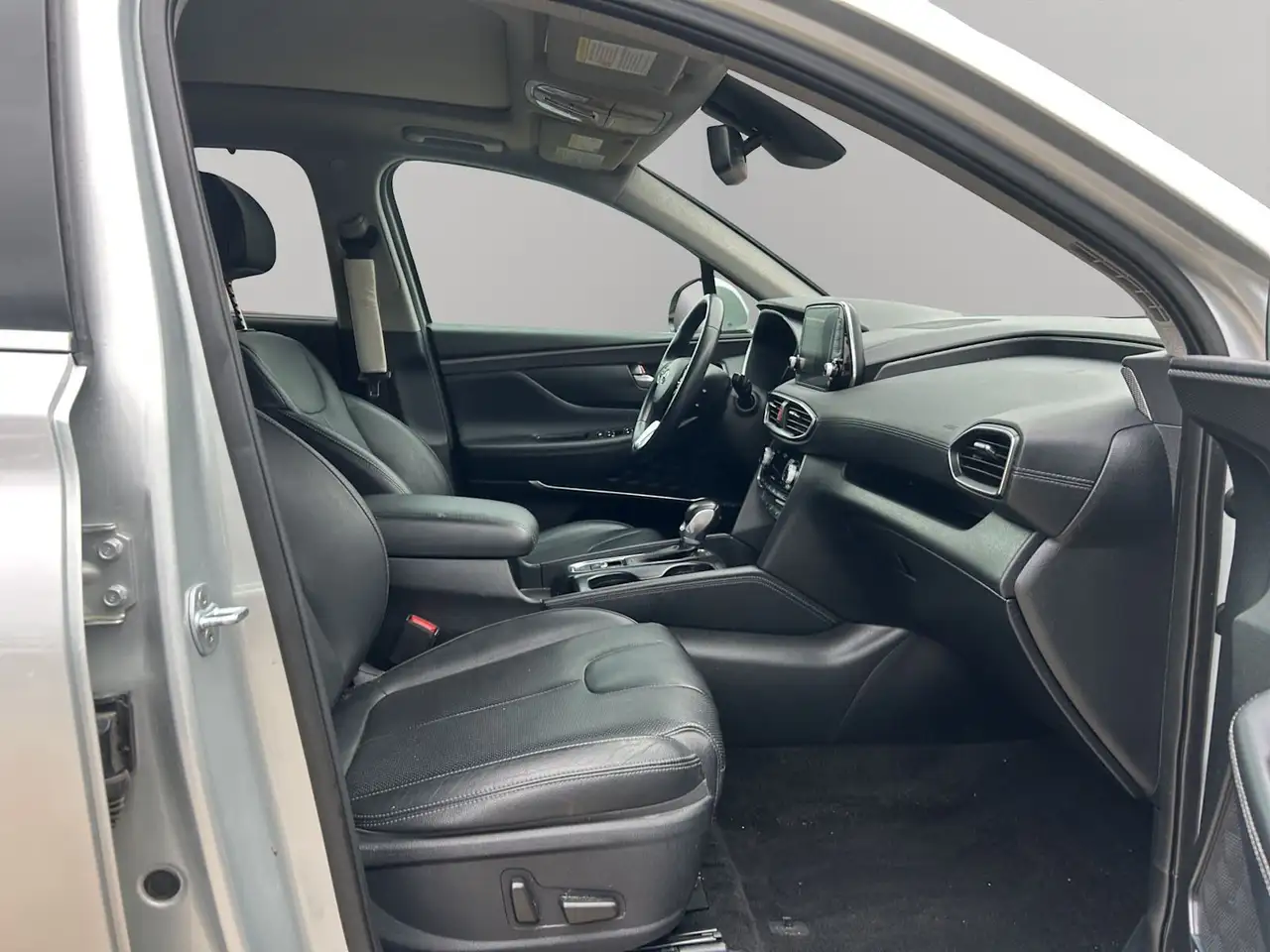 Hyundai SANTA FE снимка Hyundai SANTA FE