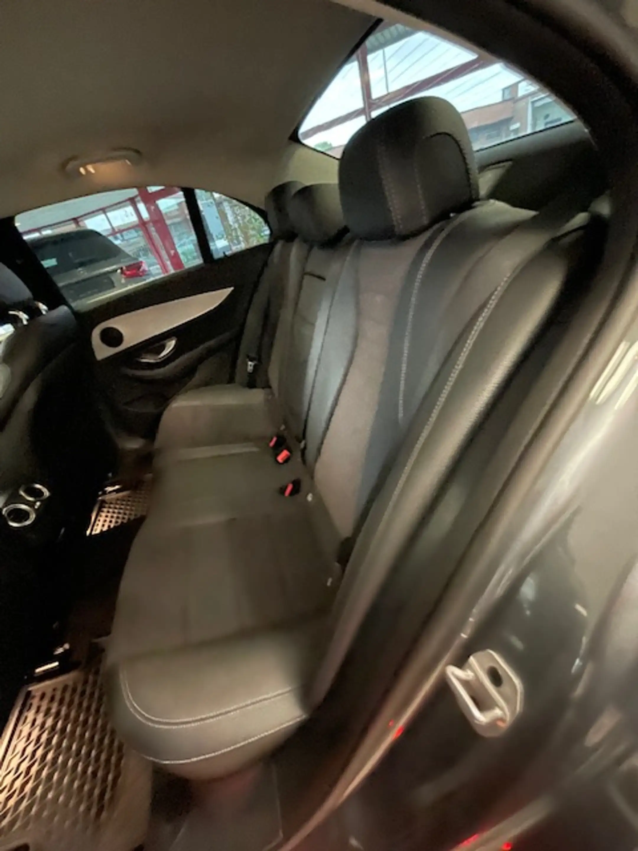 Mercedes-Benz E 220 E 220 d (213.004) — photo 8