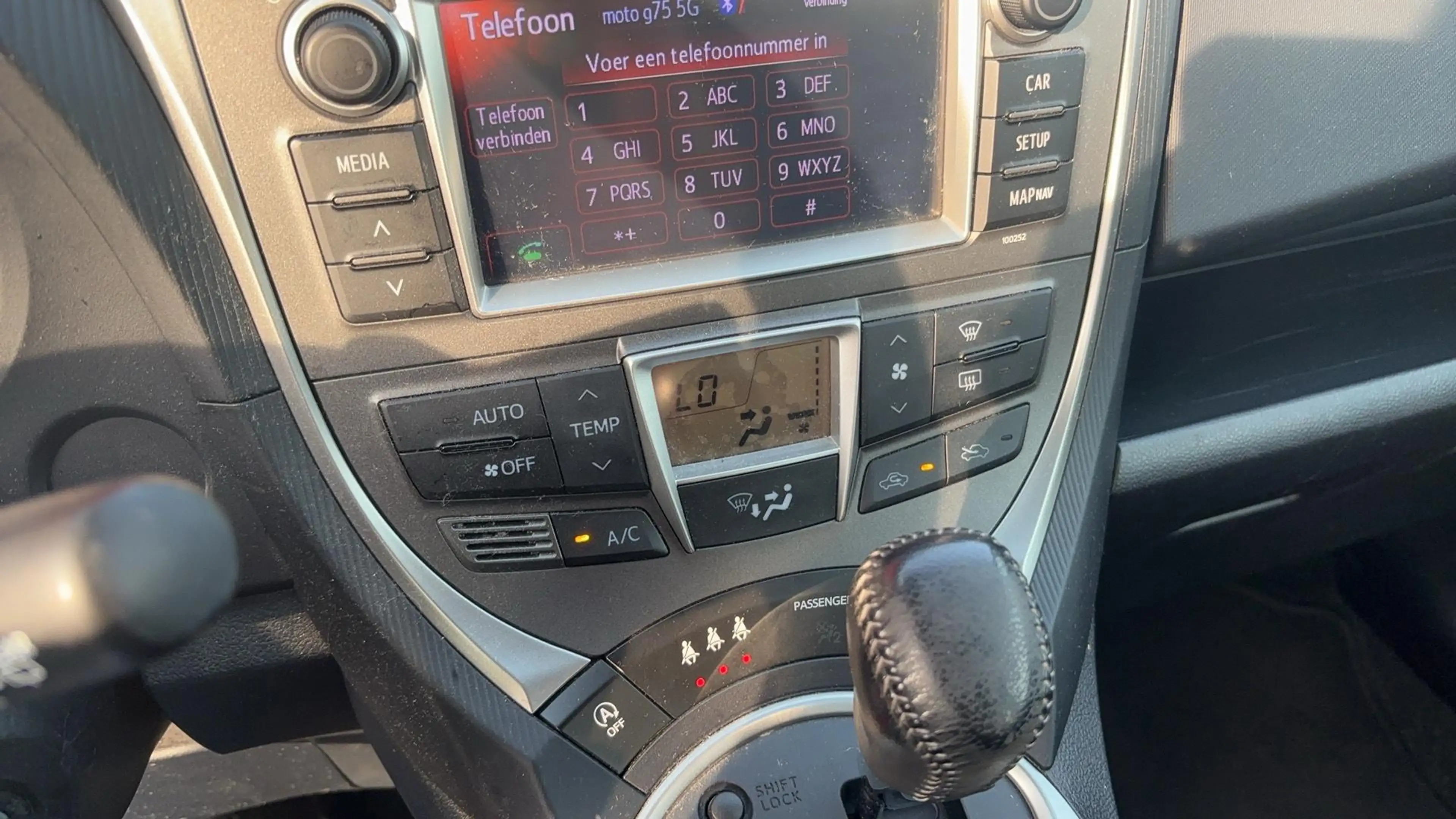 Toyota Verso-S 1.3 VVT-i Aspiration AUTOMAAT / TREKHAAK / CAMERA — photo 11