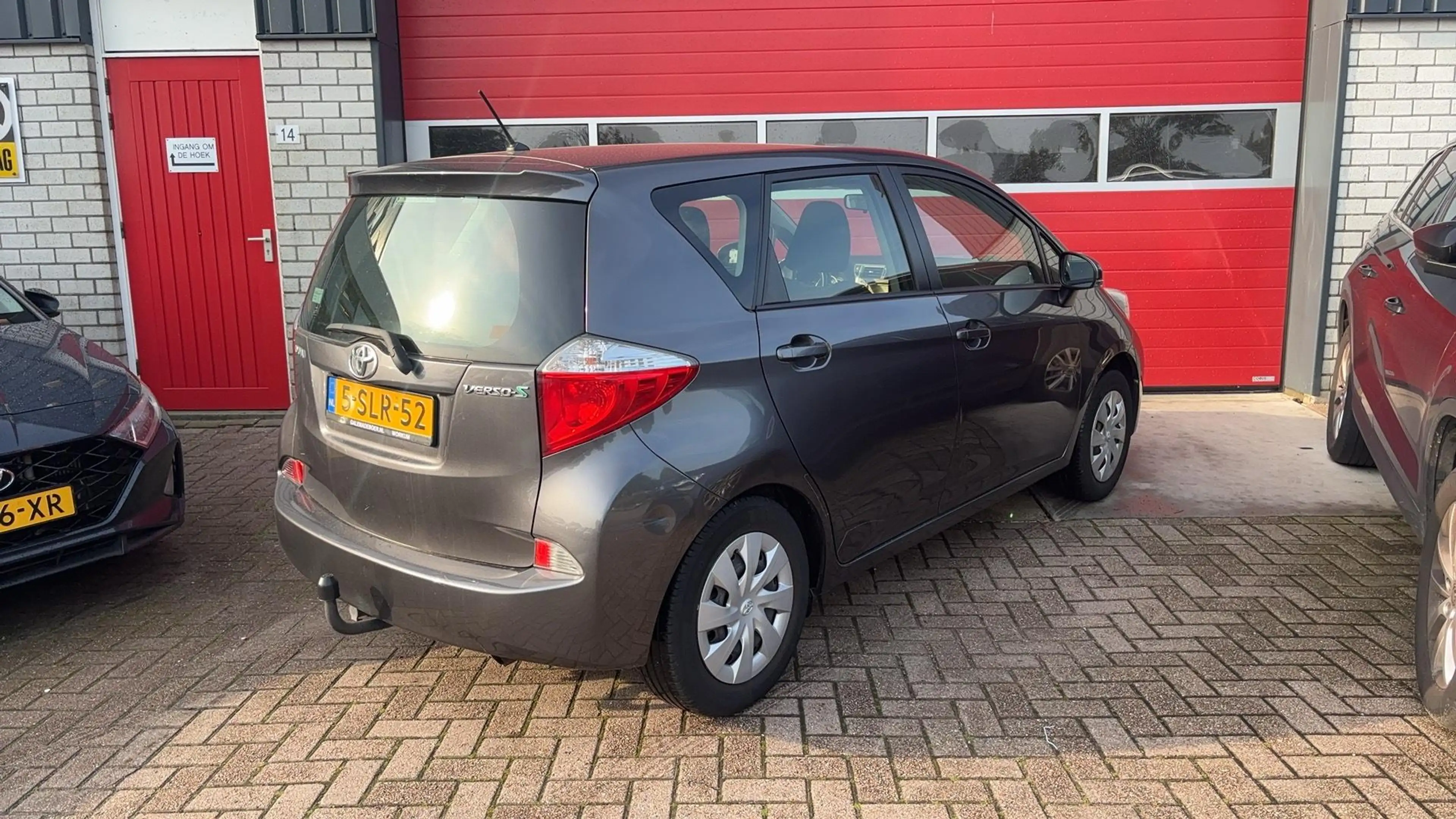 Toyota Verso-S 1.3 VVT-i Aspiration AUTOMAAT / TREKHAAK / CAMERA — photo 2