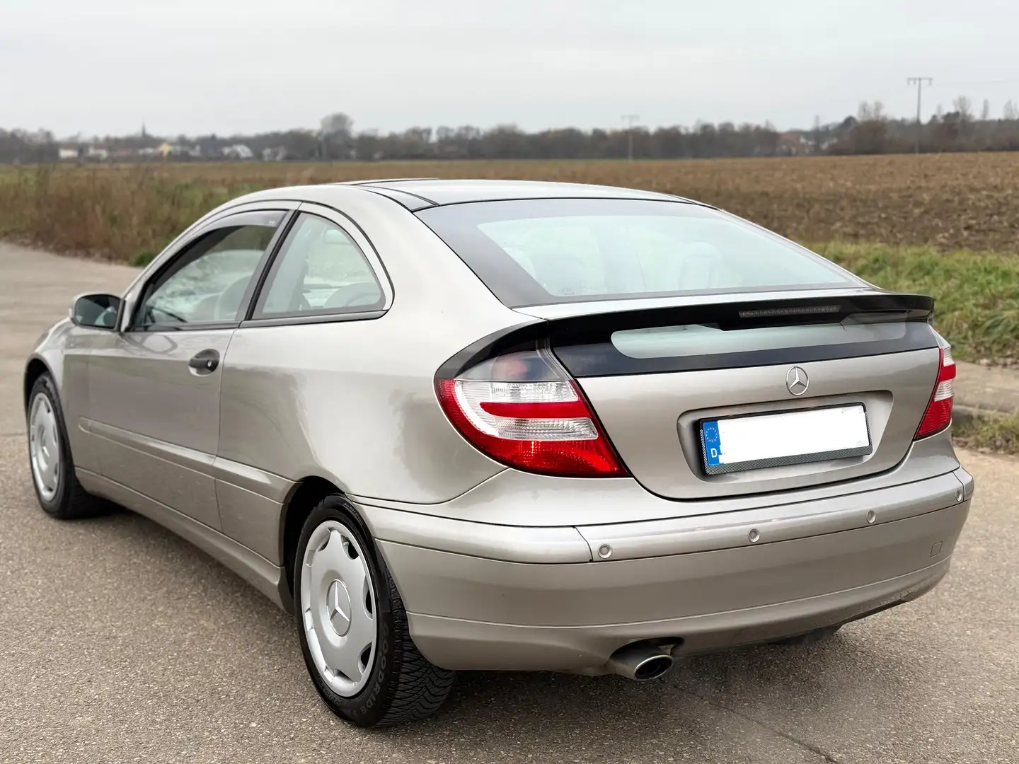 Mercedes-Benz CE 200 Bej - 2