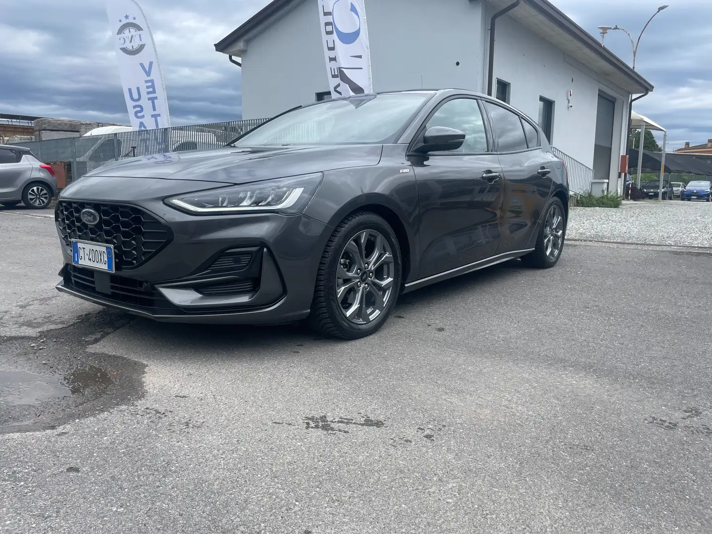Ford Focus Focus V 2022 1.5 ecoblue ST-Line 115cv auto Gris - 1