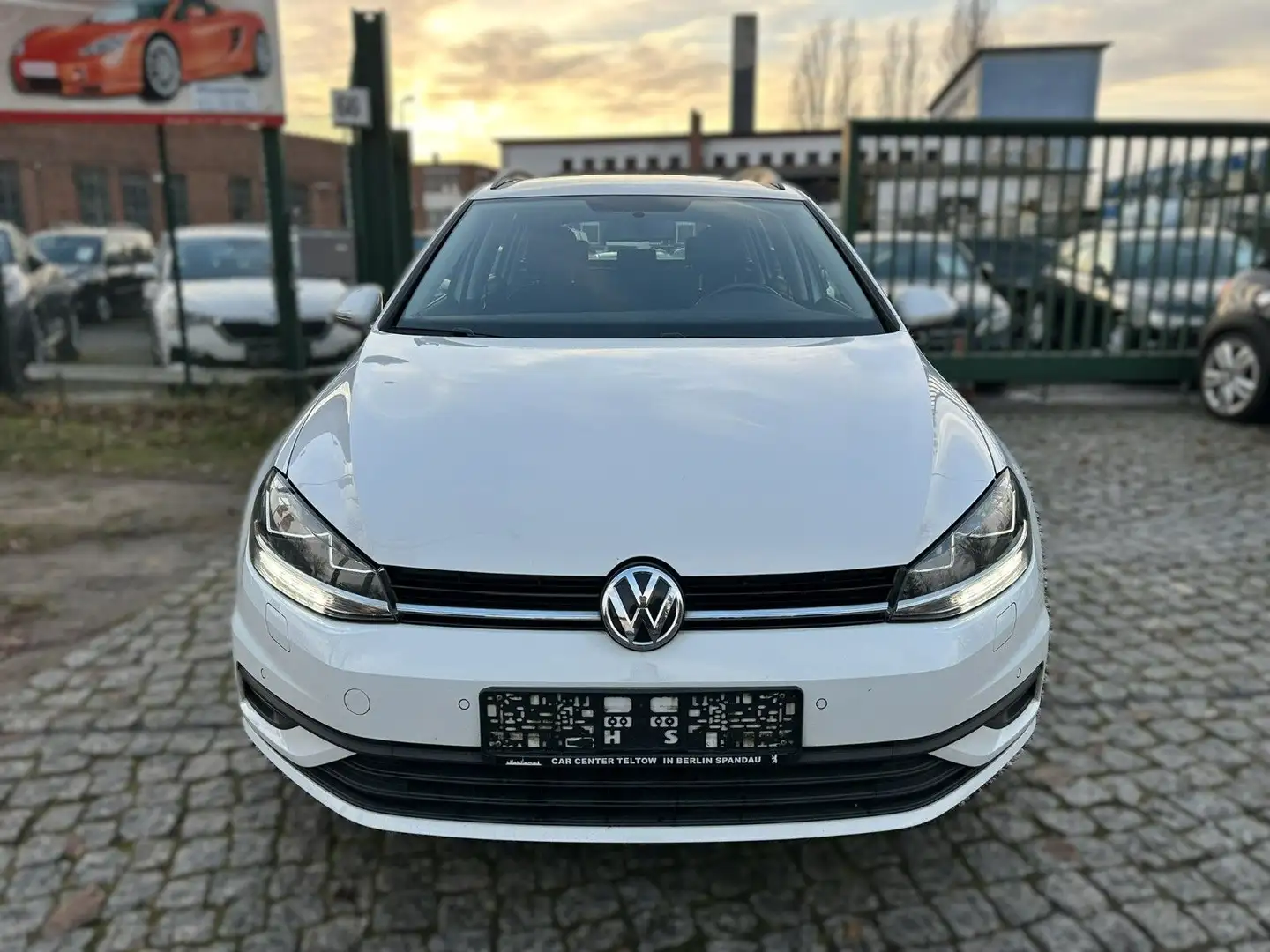 Volkswagen Golf VII Variant TDI Automatik Weiß - 2