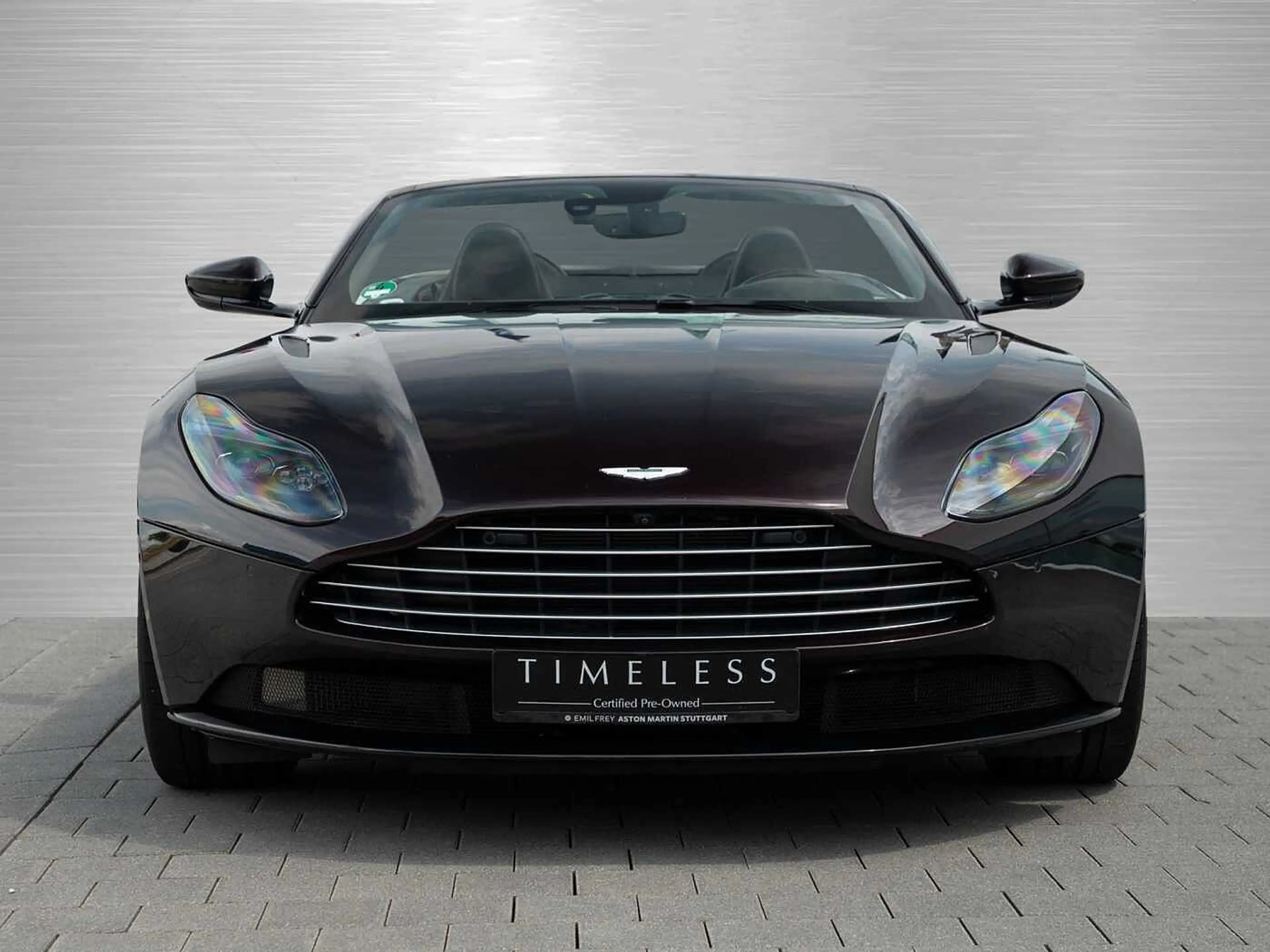 Aston Martin DB11 V8 Volante Q Sonderlackierung — photo 7