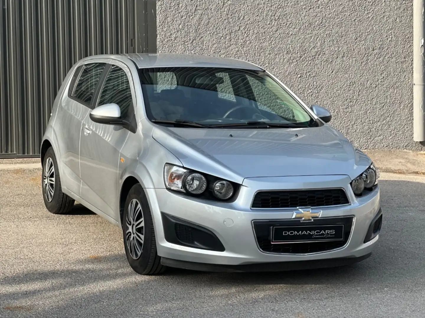 Chevrolet Aveo 1.2 16v LT Gris - 2
