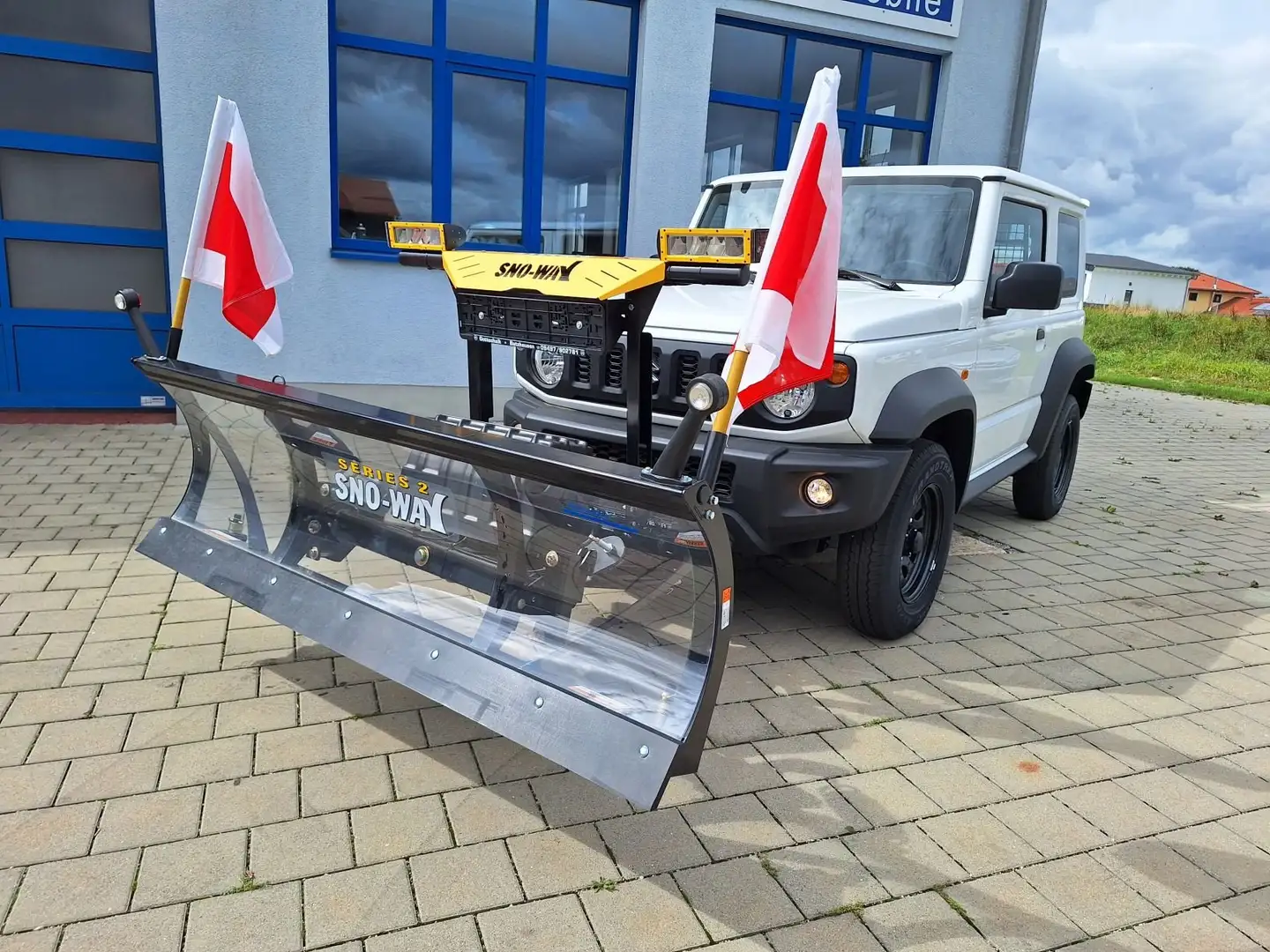 Suzuki Jimny WINTERDIENST Schneepflug Streuer SNO-WAY LEHNER Weiß - 2