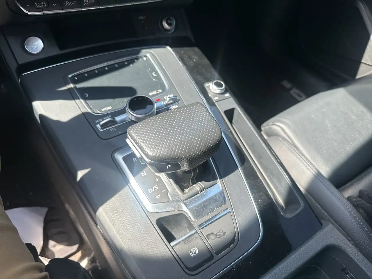 Audi Q5 снимка Audi Q5