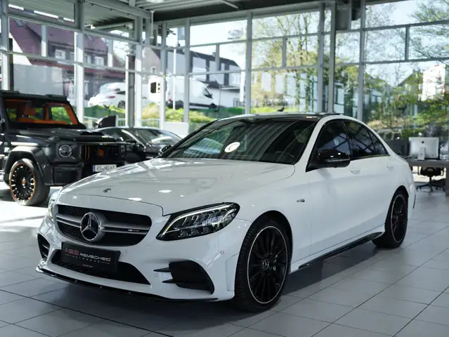 Mercedes-Benz C Class view 12
