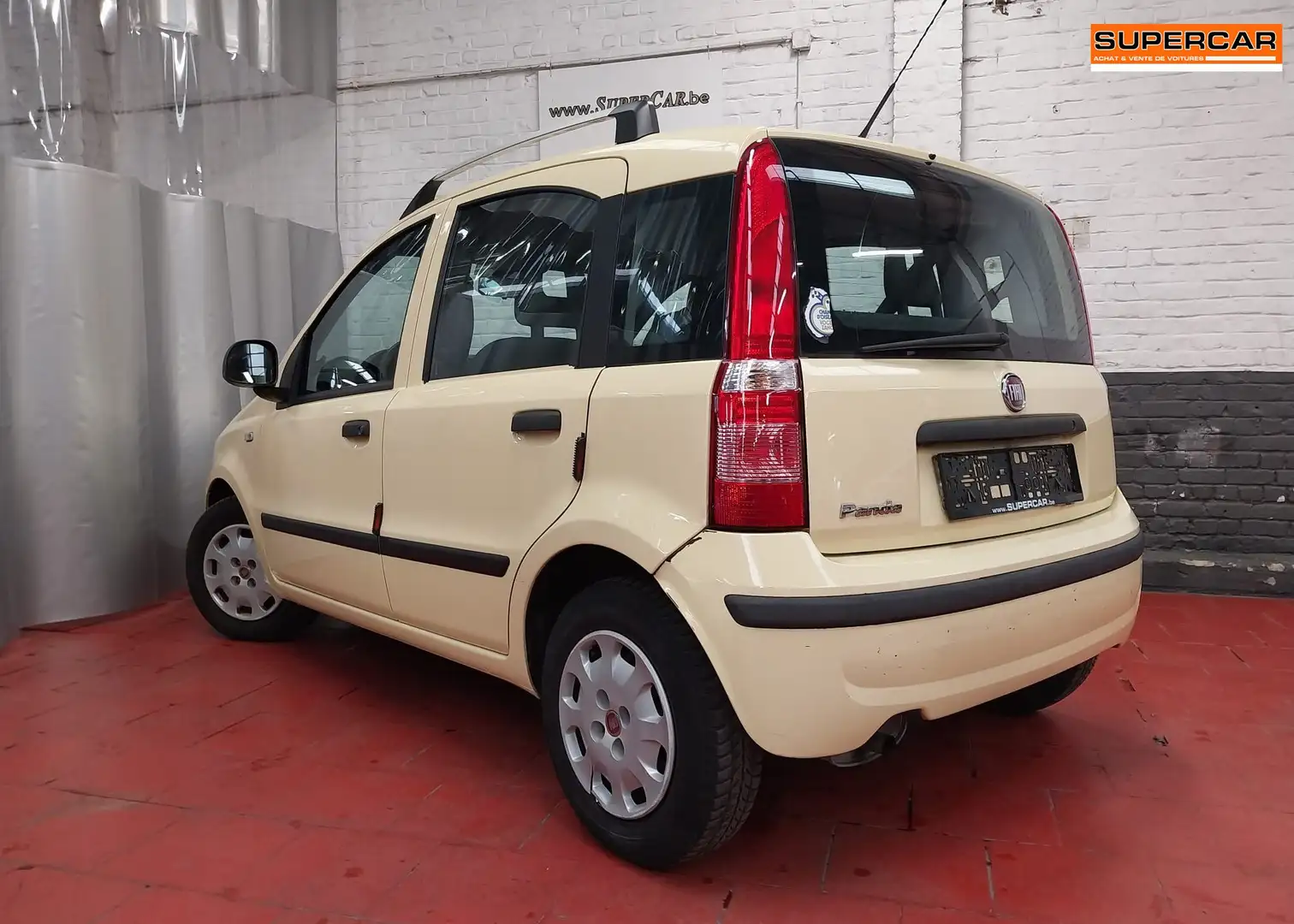 Fiat Panda 1.2i * Airco * 1 an Garantie * 169€ x 36 mois * Jaune - 1