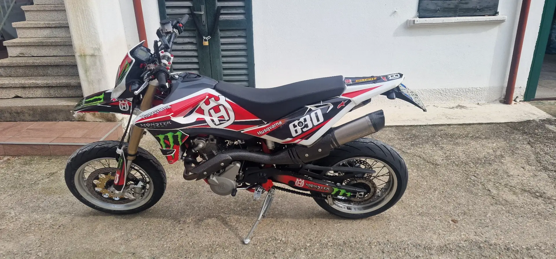 Husqvarna SM 630 Červená - 1