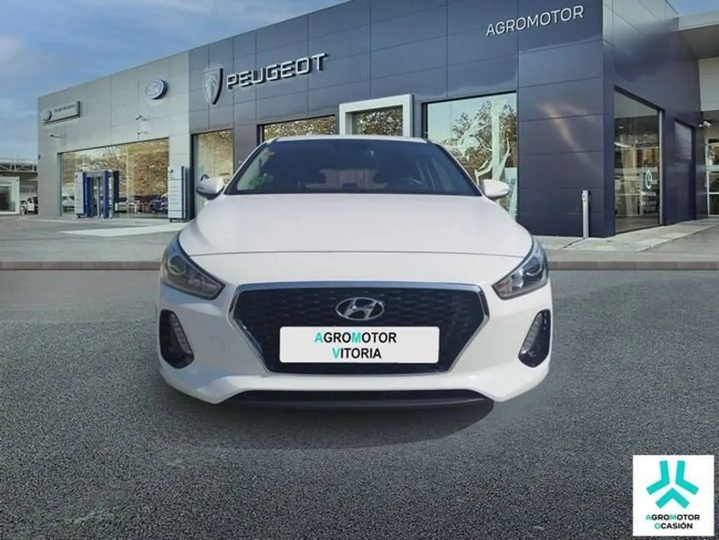 Hyundai i30 CW 1.0 TGDI Link Blanco - 2
