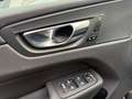 Volvo XC60 B4 Geartronic Momentum Pro 2WD Gris - thumbnail 8