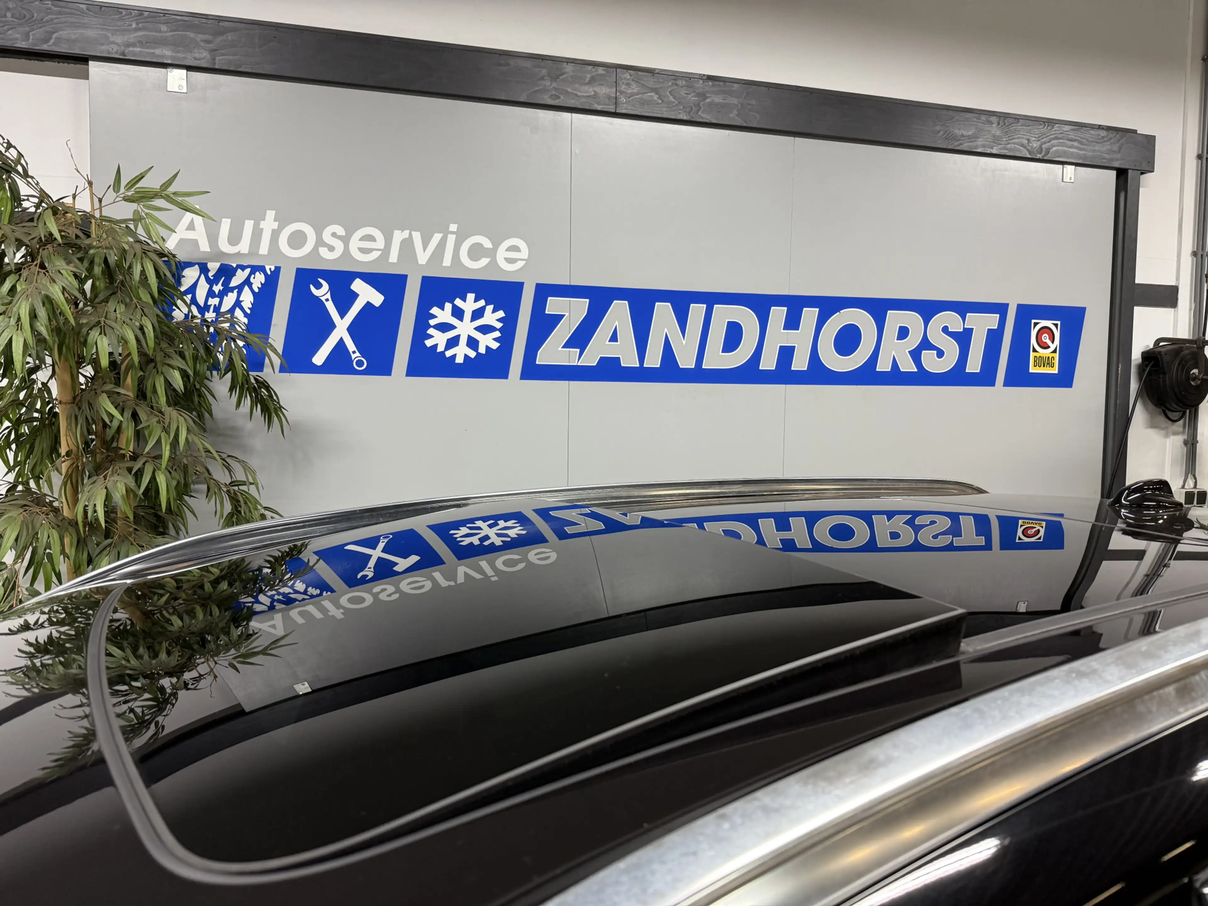 Volvo XC90 2.0 T8 Twin Engine AWD Inscription // 7 Pers // B& — photo 12