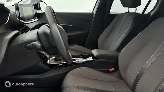 Peugeot 208 view 12