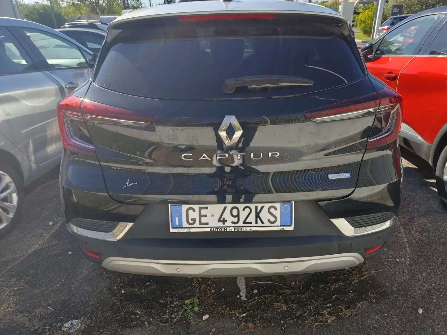 Renault Captur 1.6 E-Tech phev Intens 160cv auto Schwarz - 2