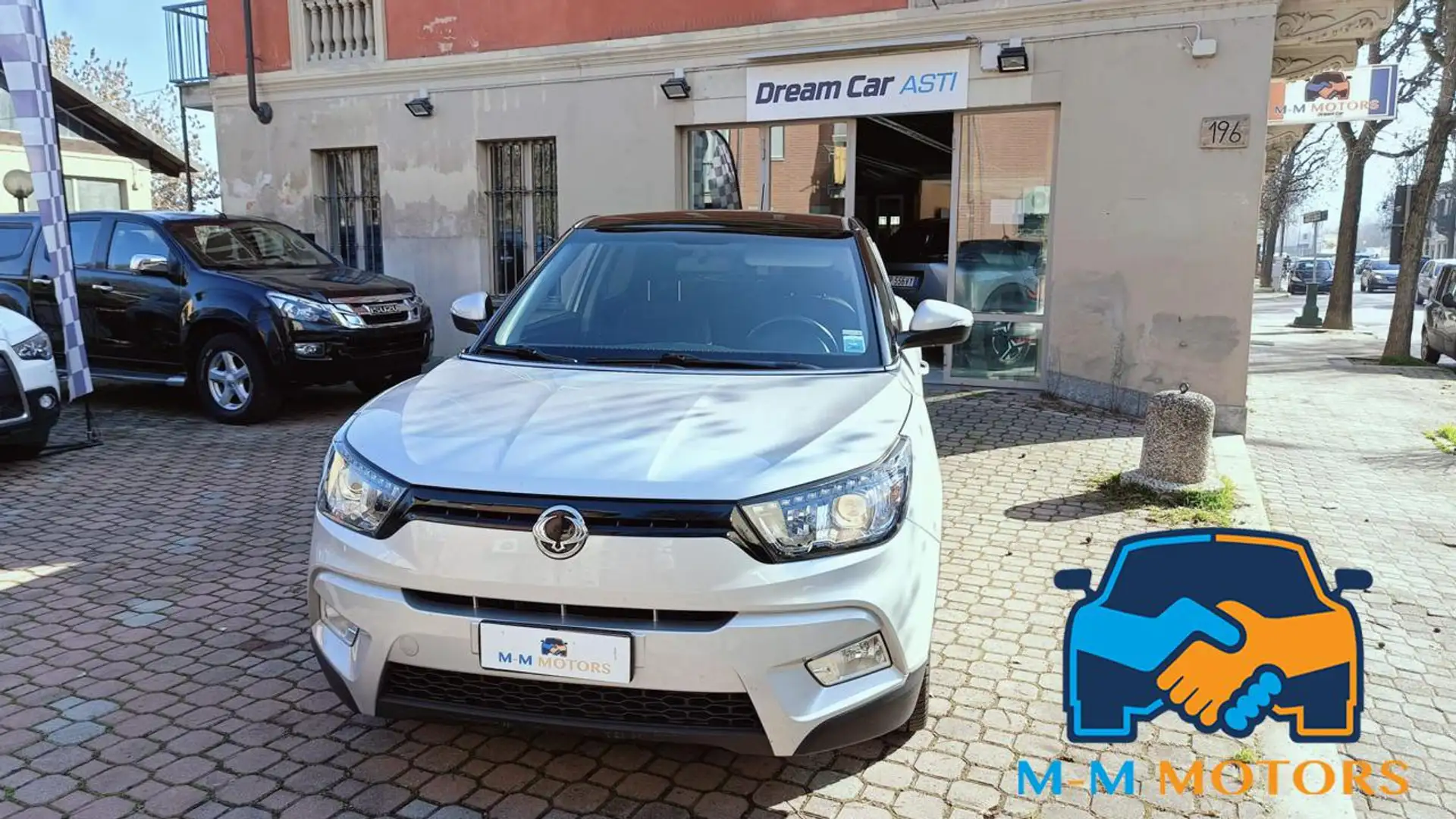 SsangYong Tivoli 1.6d 4WD VISUAL Be Argento - 1