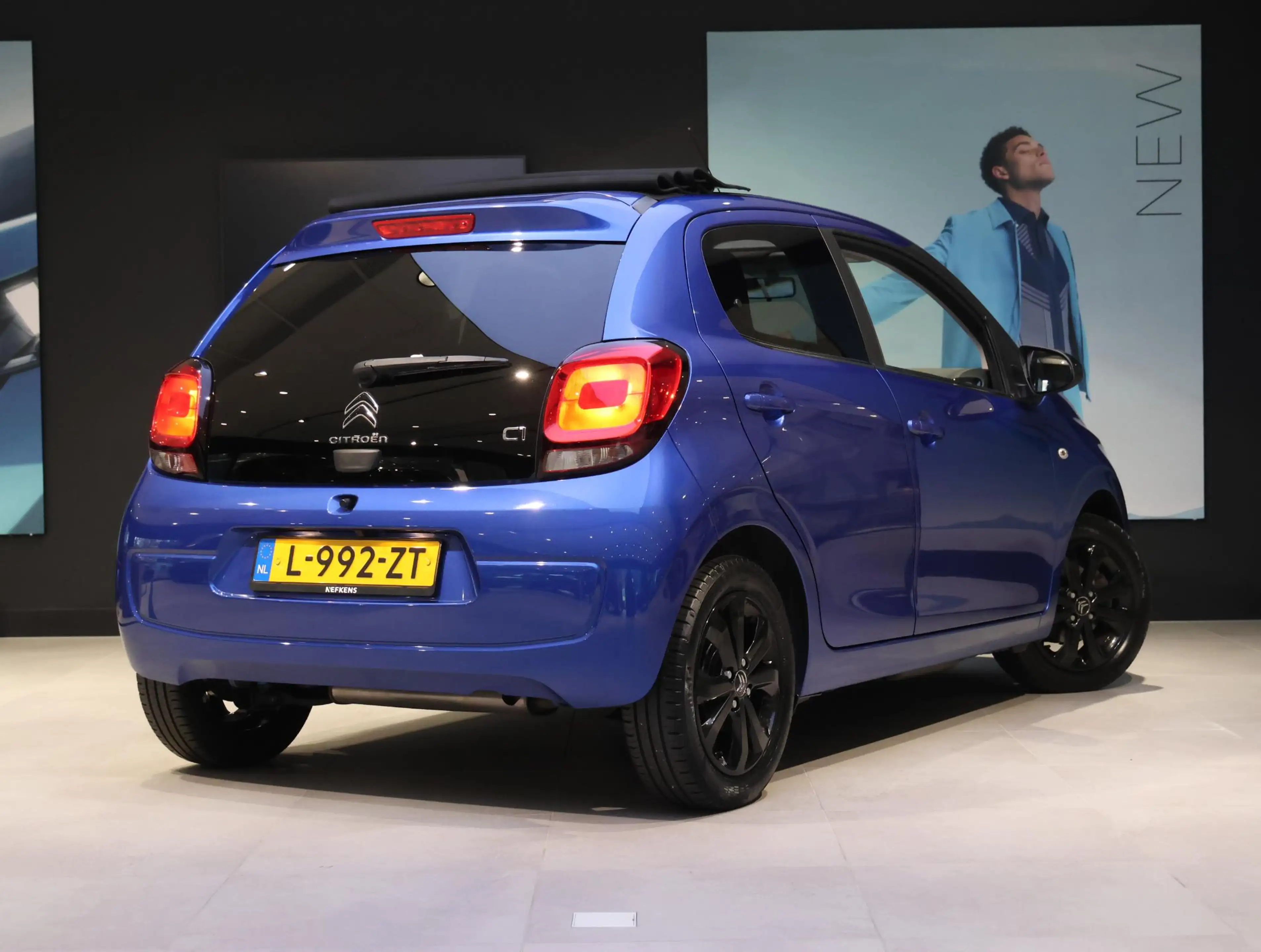 Citroen C1 Airscape Shine 72 pk | Achteruitrijcamera | Climat — photo 3