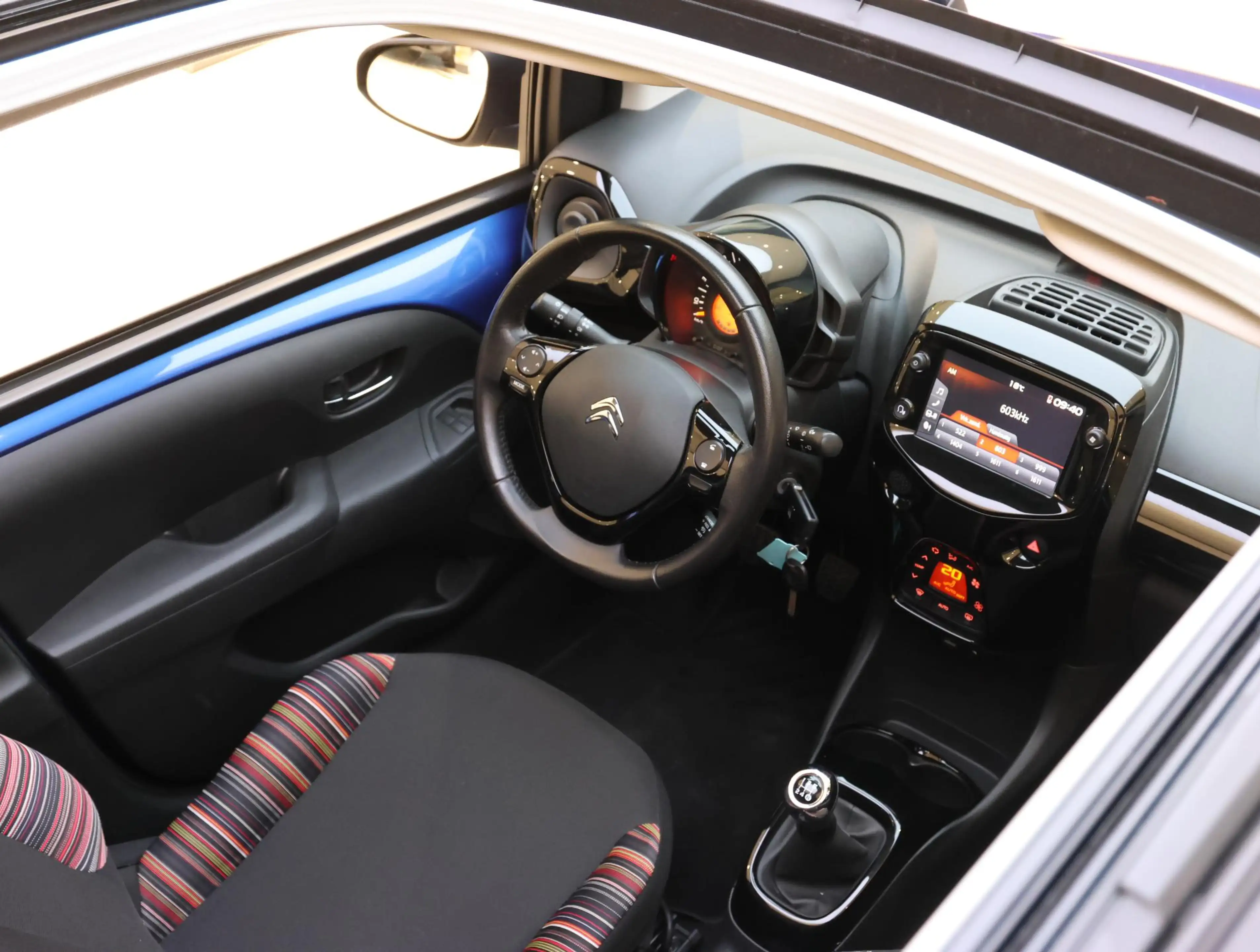 Citroen C1 Airscape Shine 72 pk | Achteruitrijcamera | Climat — photo 9