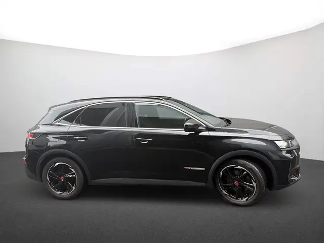 DS Automobiles DS 7 Crossback view 5
