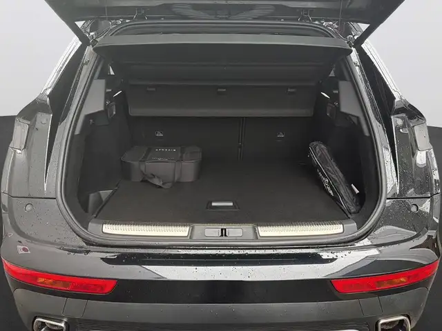 DS Automobiles DS 7 Crossback view 8