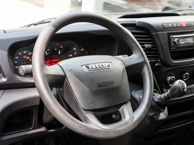 Iveco Daily view 9