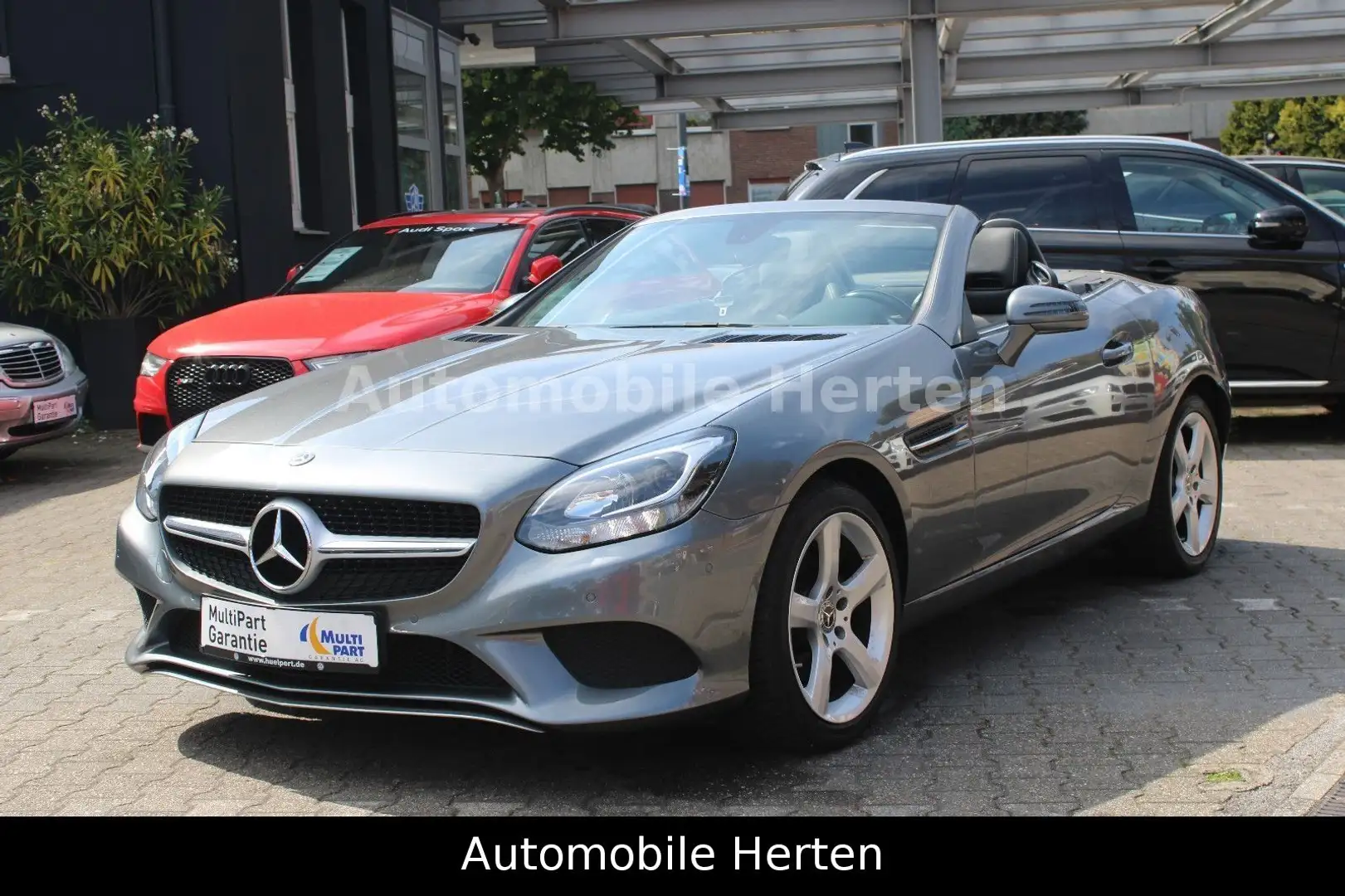 Mercedes-Benz SLC 180 *SPORTPAKET*NAVI*PANO*AIRSCARF*TOTWINKEL* Szürke - 1