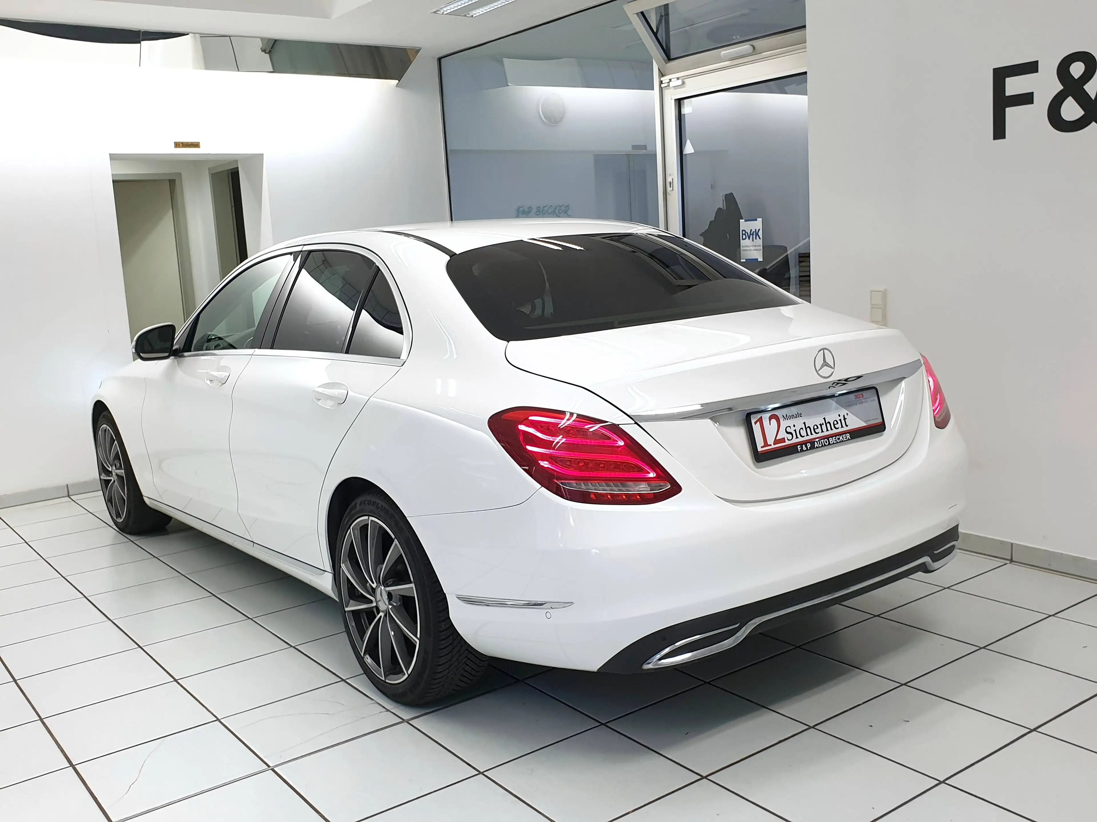 Mercedes-Benz C 180 C 180 Avantgarde Scheckheft Navi LED Tempomat — photo 5