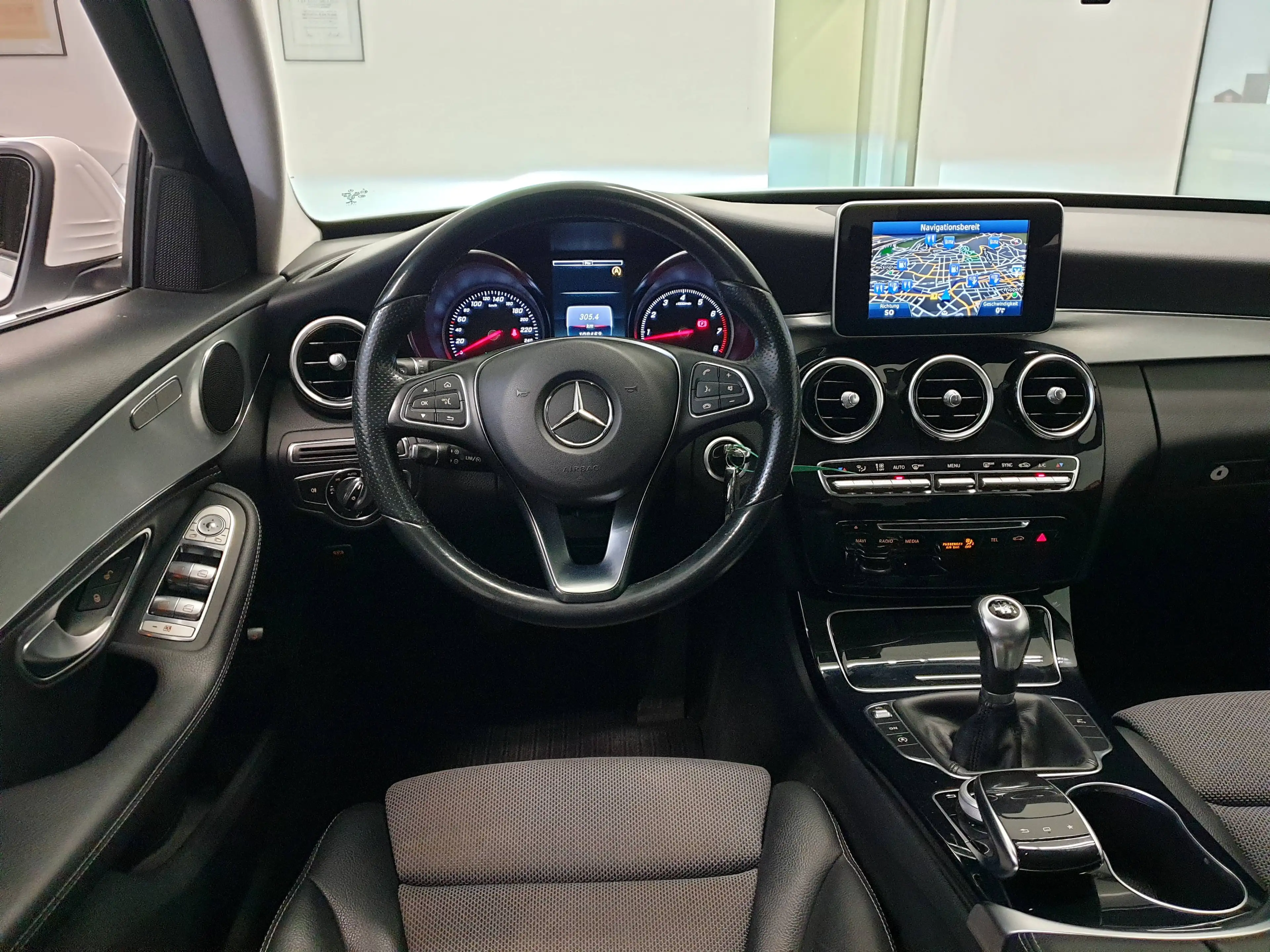 Mercedes-Benz C 180 C 180 Avantgarde Scheckheft Navi LED Tempomat — photo 7