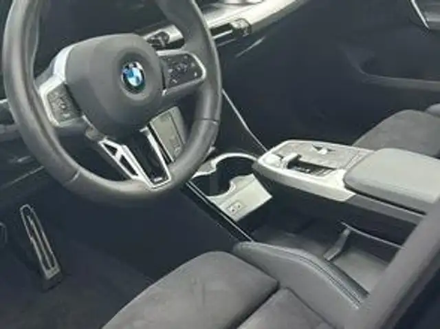 BMW X1 view 3