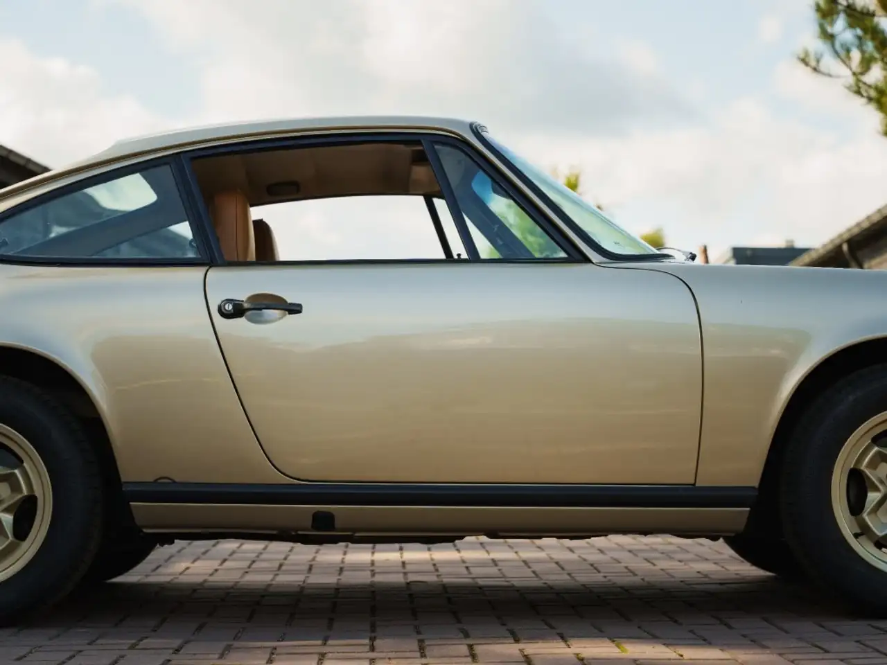 Porsche 911 Signature Edition - 2.7 Coupe - Platinum diamond M, foto 9