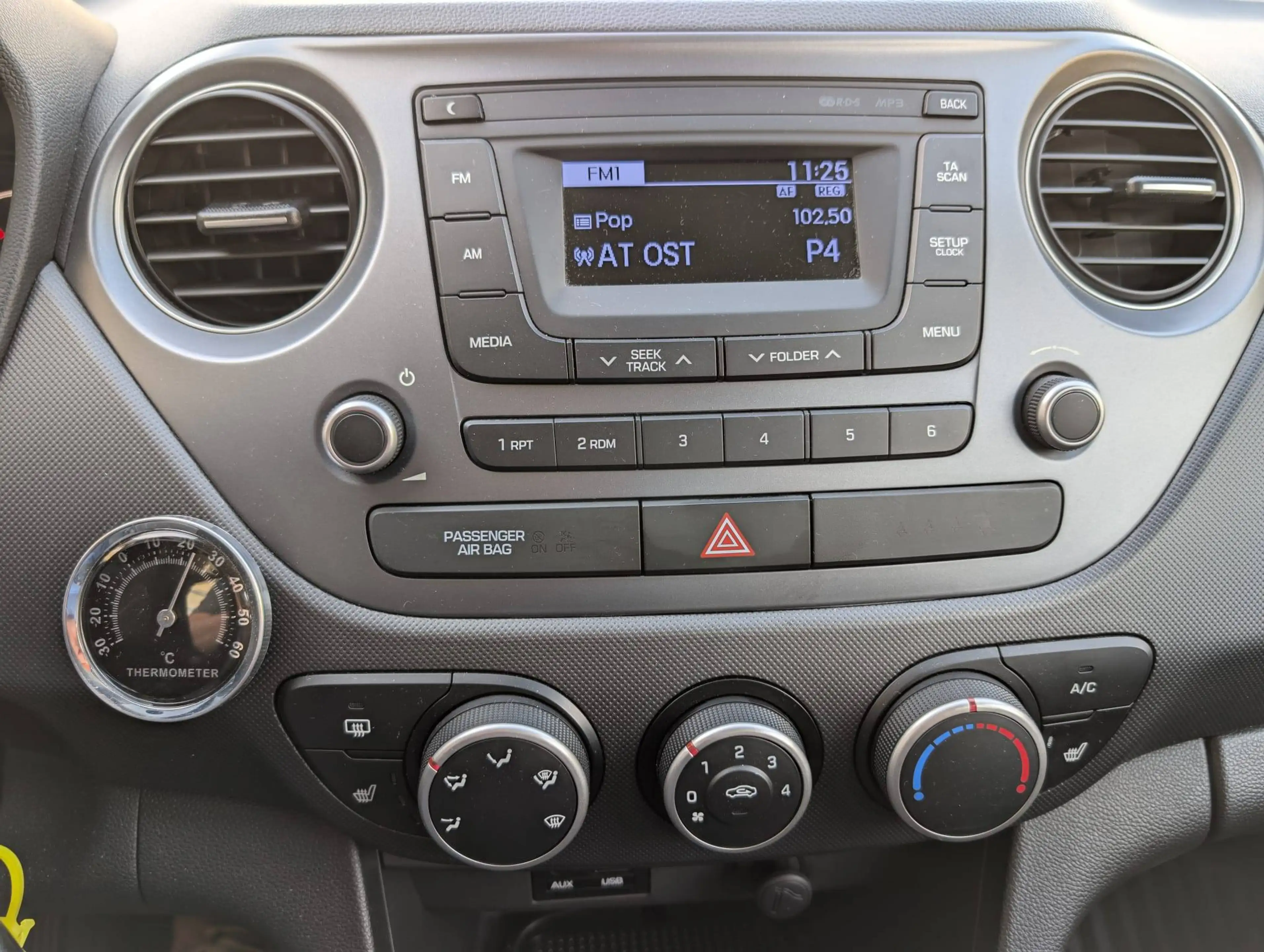 Hyundai i10 Trend, Klima, SHZ, Lenkrad beheizt — photo 14