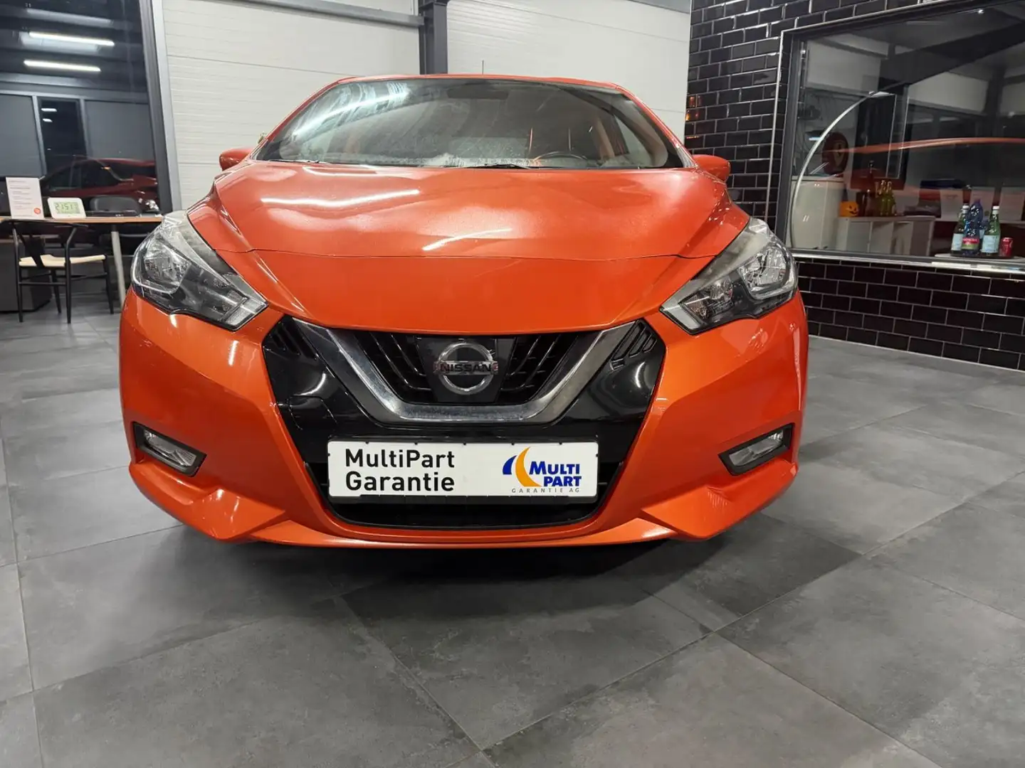 Nissan Micra Tekna Orange - 2